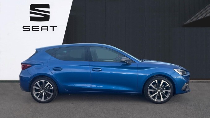 SEAT Leon 2.0 TDI EVO 150 FR Sport 5dr DSG [DAP] Diesel Hatchback - Image 4